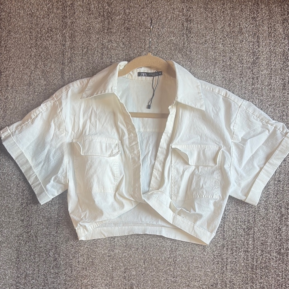 Zara White Notched Collar Crop Top with Cuffed Sleeves